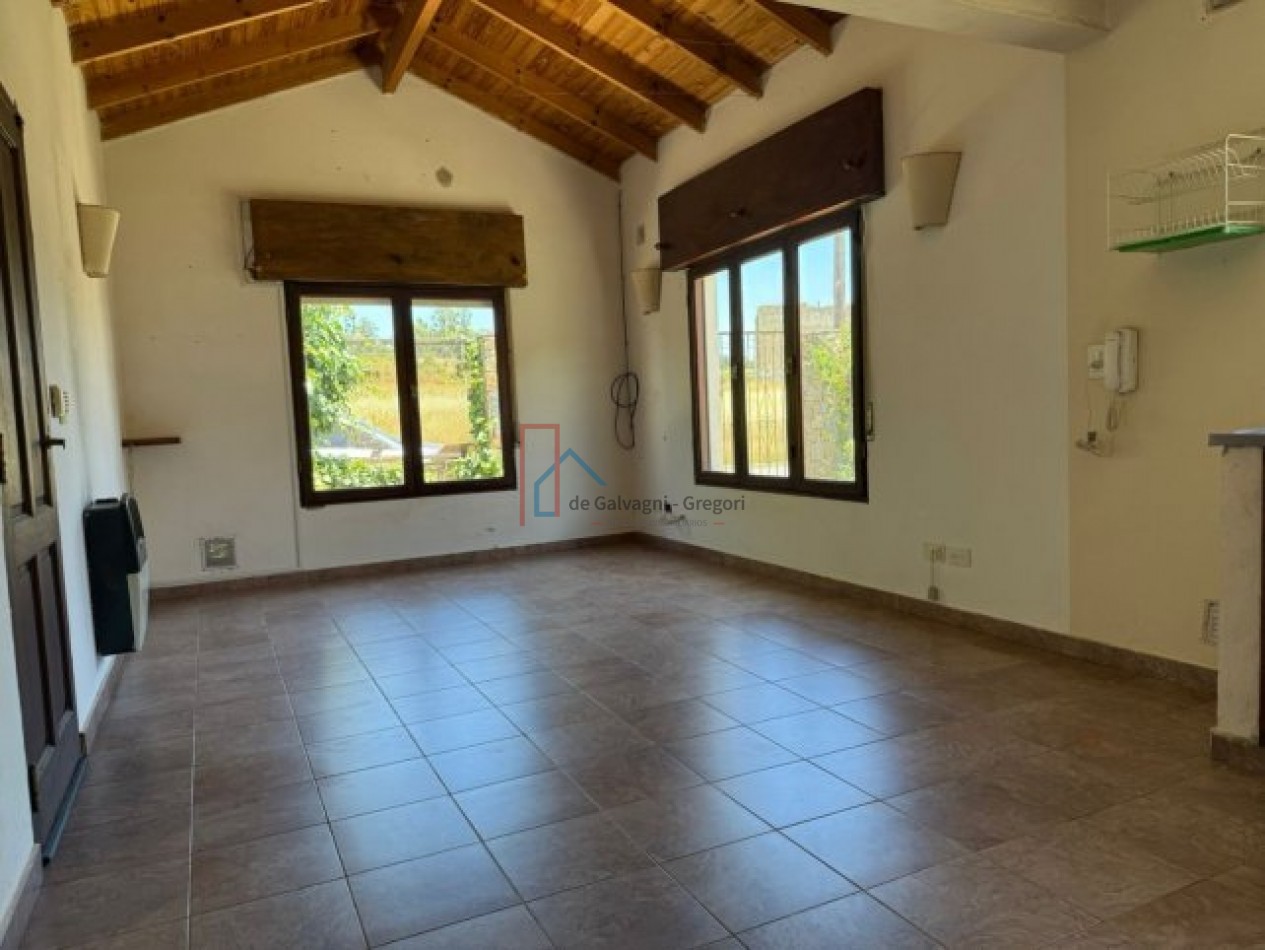 Casa tres dormitorios